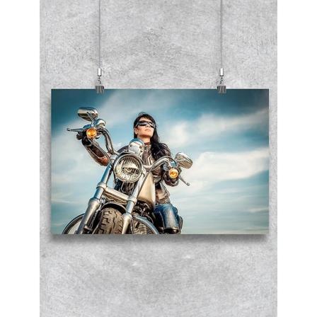 Bikerjente: Skyet Bakgrunn Poster - Bilde av Shutterstock Matte 17"x25.5"