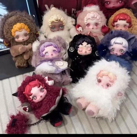 SKULL PANDA Sleepless Theater SP 3. generasjons vinyl plysj nøkkelring blindboks Sleepless Theater - Tilfeldig én stk