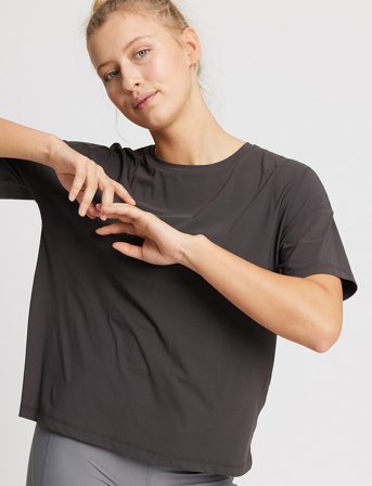 Rethinkit Studios Vela Loose Tee - Black - S