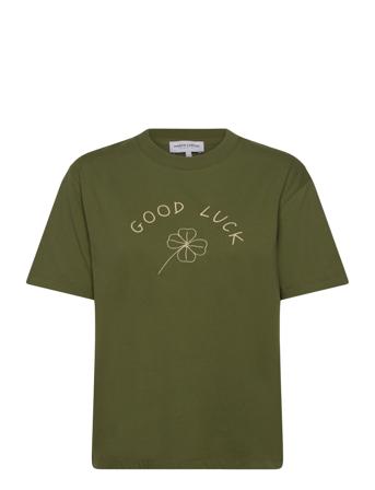 Popincourt Good Luck / Gots Tops T-shirts & Tops Short-sleeved Green Maison Labiche Paris