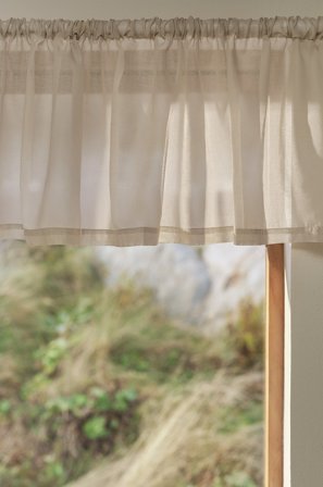 Jotex - Gardinkappe Beige farge - CORINNE - Kjøp Gardinkapper hos Jotex