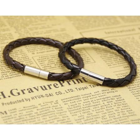 Armband Flätad Med Metallspänne Pu Läder Svart Eller Brun Svart