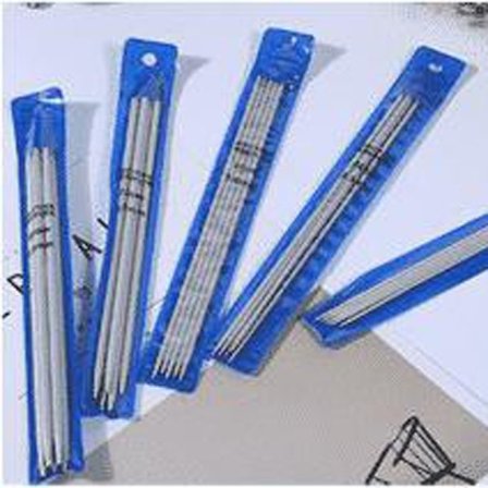 Set med 7 st. storlekar Strumpstickor i rostfritt stål