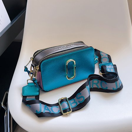 Dameveske ny 2024 sommer trendy dame bred skulderstropp M fargematching liten firkantet veske J en-skulder crossbody dobbel glidelås kameraveske