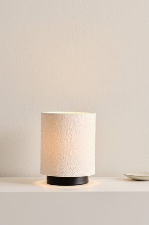Jotex - RUE bordlampe Svart base med off white-skjerm - Kjøp Bordlamper hos Jotex