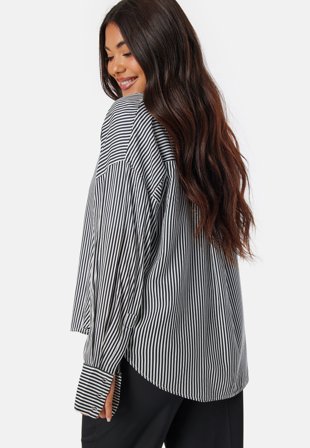 VERO MODA - Vmbumpy L/S Oversize Shirt Wvn - Snow White Stripes: Night Sky