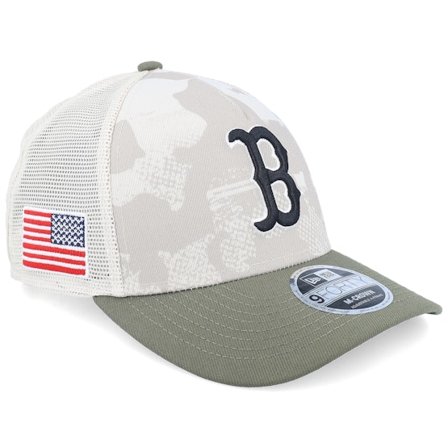 New Era - MLB Camo trucker Kšiltovka - Boston Red Sox MLB Armed Forces Day 9FORTY Stone/Olive A-frame Trucker @ Hatstore