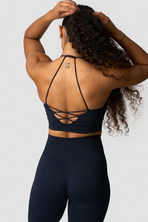 ICANIWILL - Shape Seamless Strappy Sports Bra Dark Navy Melange - Urheiluliivit - Naiset - Treenivaatteet ICIW:ltä