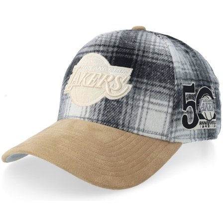 Mitchell & Ness - NBA Zwart adjustable Cap - Los Angeles Lakers Plaid Out Pro Black/Camel A-frame Adjustable @ Hatstore