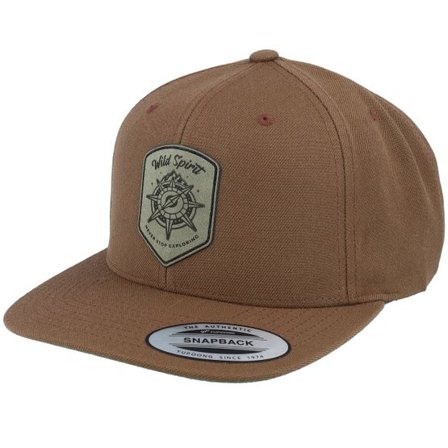 Wild Spirit - Brun snapback Keps - Compass Shield Green Patch Tan Snapback @ Hatstore