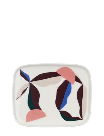 Berry Plate 15X12 Cm Home Tableware Plates Small Plates Multi/mönstrad Marimekko Home