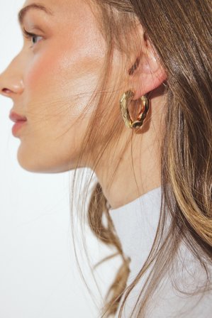 NA-KD Ohrringe mit Twist - Schmuck - Gold - One Size