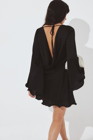 NA-KD Crinkle Satin Mini-Kleid mit Wasserfall-Rücken - Partykleider - Schwarz - EU 44