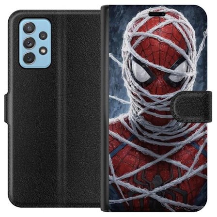 Kompatibelt Plånboksfodral till Samsung Samsung Galaxy A72 5G Spider-Man täckt av täta nätlager i dramatisk närbild som framhäver maskens strukt