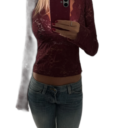 Vinröd spetsblus från Gina Tricot
