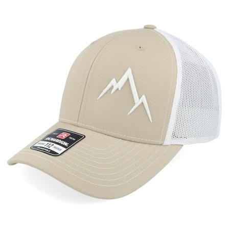 Wild Spirit - Beige trucker Caps - Small 3d Mountain Khaki/White Trucker @ Hatstore