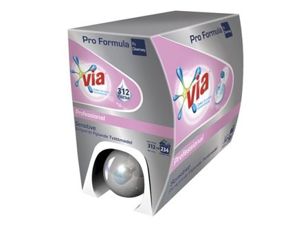 VIA Tvättmedel Pro Formula Color 7,5L - Lyreco - Städ och hygien - Tvättmedel och klädvård - Tvättmedel