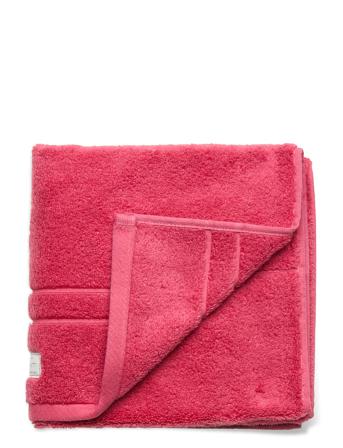 Premium Towel 50X70 Home Textiles Bathroom Textiles Towels & Bath Towels Vaaleanpunainen GANT