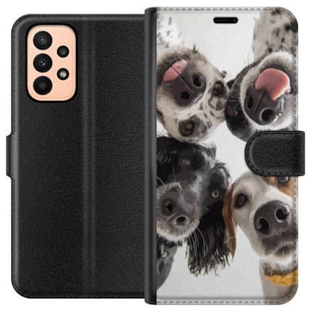 Yhteensopiva Lompakkokotelo Samsung Galaxy A23 Neljä koiraa nähtynä alhaalta leikkisää eläinmuotokuvaa nuuskien ja kielten kanssa viehättävä ja hauska