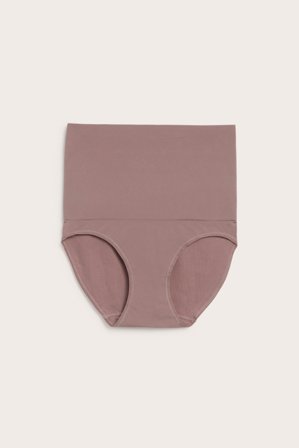 Kappahl | Muotoilevat pikkuhousut | Tummanpinkki