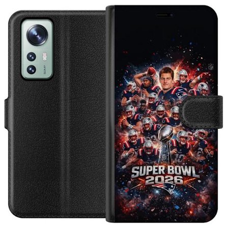 Yhteensopiva Lompakkokotelo Xiaomi 12 Super Bowl 2026 juliste, jossa New England Patriots ja NFL-mestaruuspalkinto räjähtävän urheilullisessa suunnitt