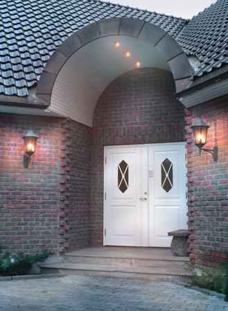 Modena 380 utelampe - sort