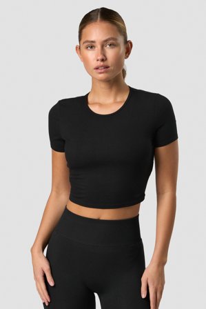 ICANIWILL - Recharge Cropped T-shirt Wmn Black- Træningstrøje - Damer - Træningstøj fra ICIW