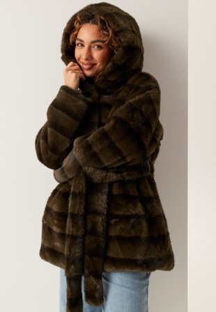 Hollies Winona Brown Klær