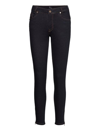 Denim Hunter | 31 The Celinazip Tenna Custom | 24 Wash