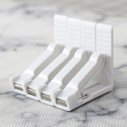 Valkoisten muovisten pöytäliinapidikkeiden sarja, 4 kpl, säädettävällä korkeajännityspuristimella, pöytäpuristin yhteensopiva puutarhaan, piknikille, 