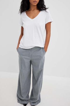 NA-KD Basic V-ringad t-shirt - T-shirts - Vit - XX-Small