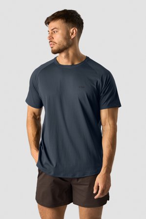 ICANIWILL - Stride Raglan T-shirt Men Navy - Herren - ICIW