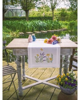 Broderikit Lavendel Blomster - Löpare - Vervaco