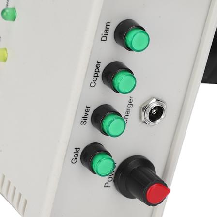 Maanalaismetalli-ilmaisin 0–1200 m pitkän kantaman etsintälaite kultaa, hopeaa, kuparia ja jalokiviä varten 100–240 V