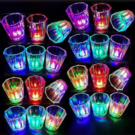 Lysende Shotglass Sett med 24 Partygaver Voksne Shotglass til Fest LED Blinkende Drikkeglass Selvlysende