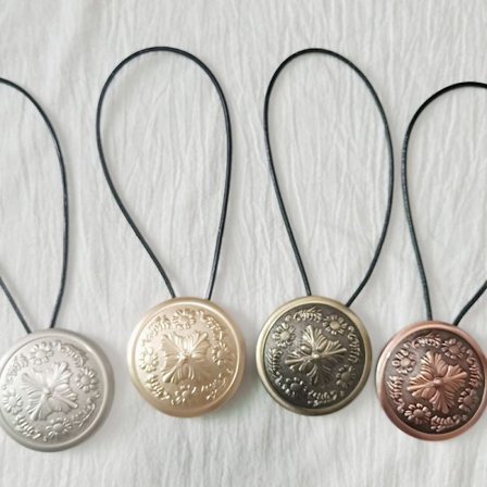 Gylne magnetiske gardinholdere i metall, solsikke boho-tema