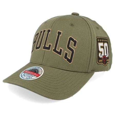 Mitchell & Ness - NBA Grön adjustable Keps - Hatstore Exclusive x Chicago Bulls Script Flight Olive Adjustable @ Hatstore