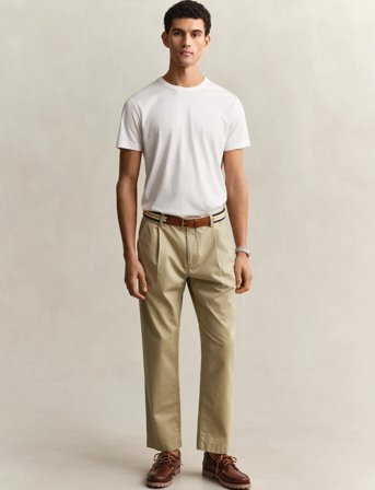 GANT Reg Pleated Cotton Twill Chinos - Beige - 32