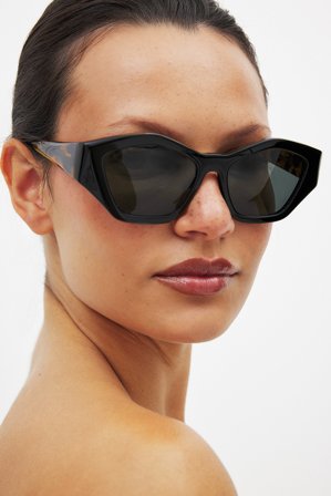 NA-KD Angled Acetate Sunglasses - Solbriller - Sort - One Size