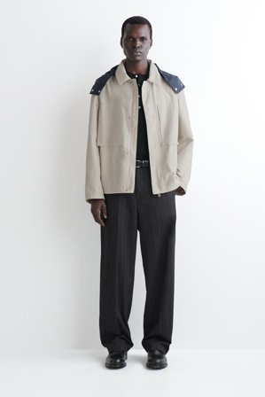 COS Men's Vindjacka I Funktionsmaterial in Grå