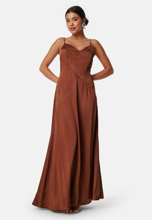Bubbleroom Occasion Satin Strap Gown Klær