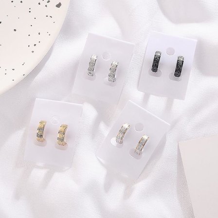 Frostad titanstål Öronspänne Trend Personlighet Hip-hop Man och Kvinna Öron Ring Student Öronsmycken