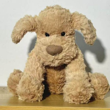 Jellycat Plyslegetøj, blødt og behageligt, en fantastisk gave til børn, en Valentinsdagsgave eller en samlerobjekt, med en bølget hvalp.