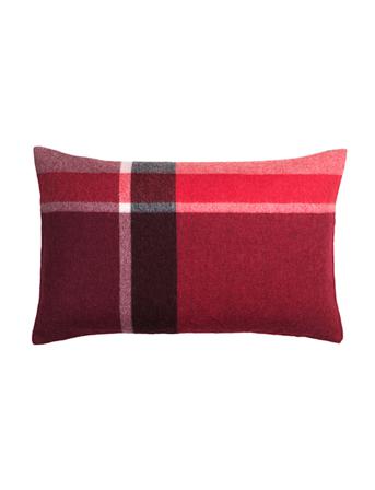 Manhattan Cushion Cover Home Textiles Cushions & Blankets Cushions Röd Elvang