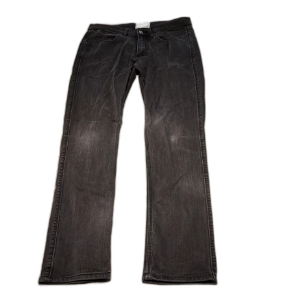 Mörkgråa acne Jeans.