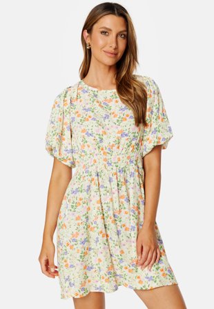 Pieces Korine SS Dress Vanilla Ice AOP:Flower Klær