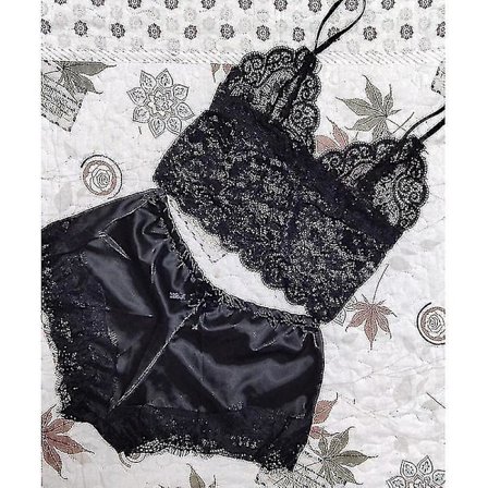 Søvnsett for kvinner i blonder, topp og shorts