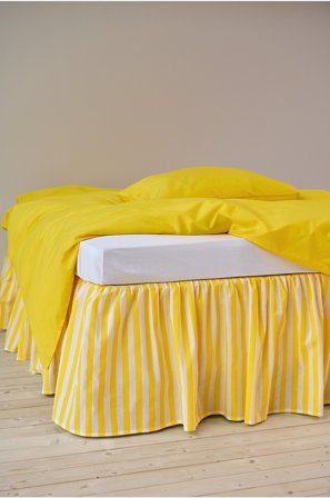 Jotex - Volangsengekappe Klar gul/hvit - KAYO - Kjøp Sengekapper hos Jotex
