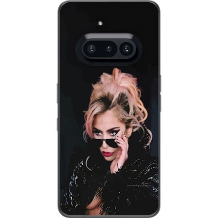 Kompatibelt Mobildeksel til Nothing Phone (3a) Lady Gaga portrett med solbriller og dramatisk sminke i mørk glamorøs stil