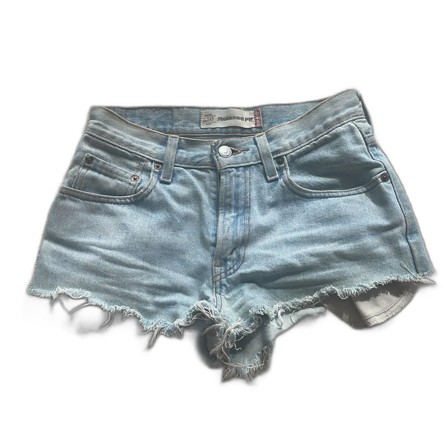 Levi's ljusblå jeansshorts med fransar